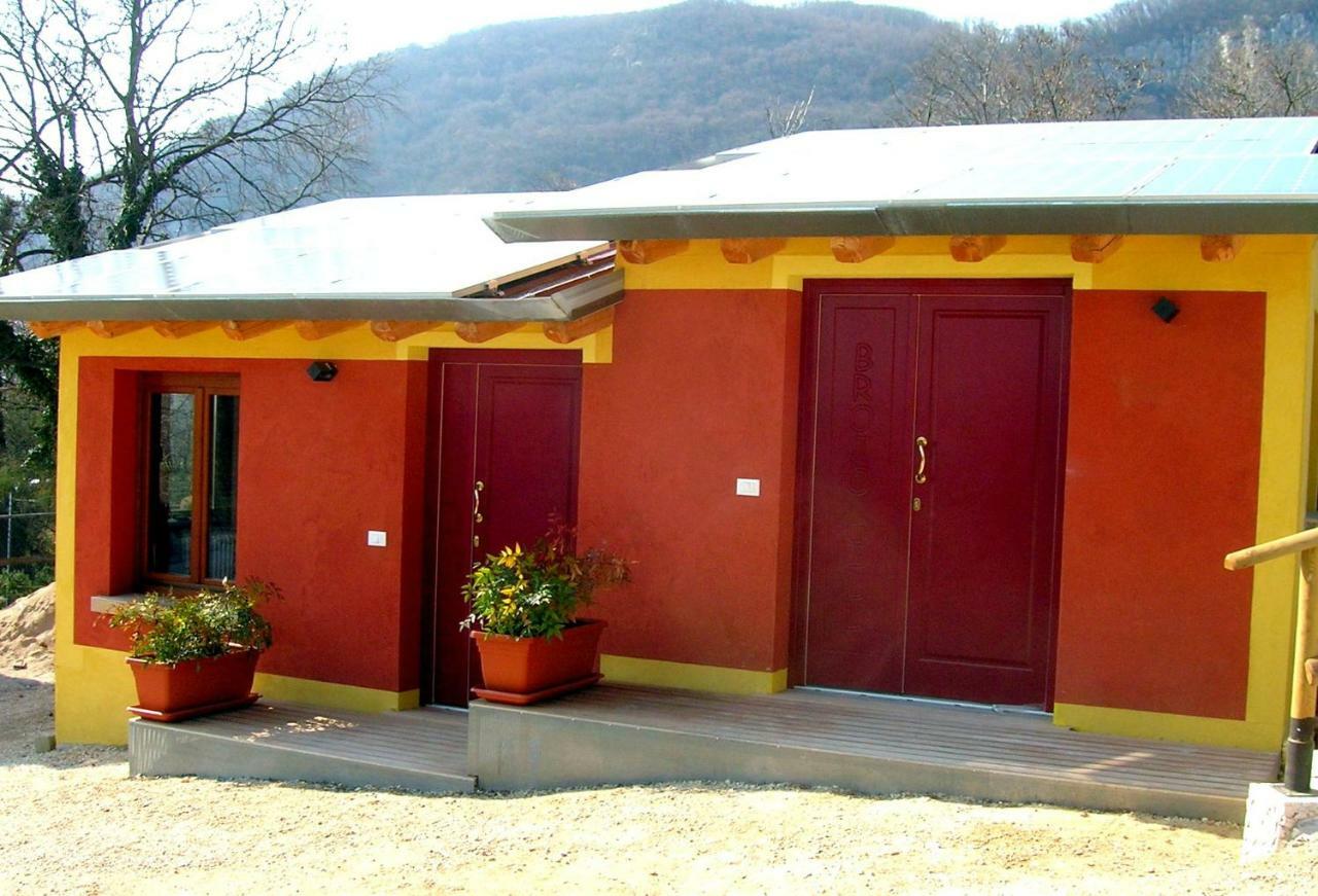 Bed and Breakfast Brojo Hill Longare Экстерьер фото
